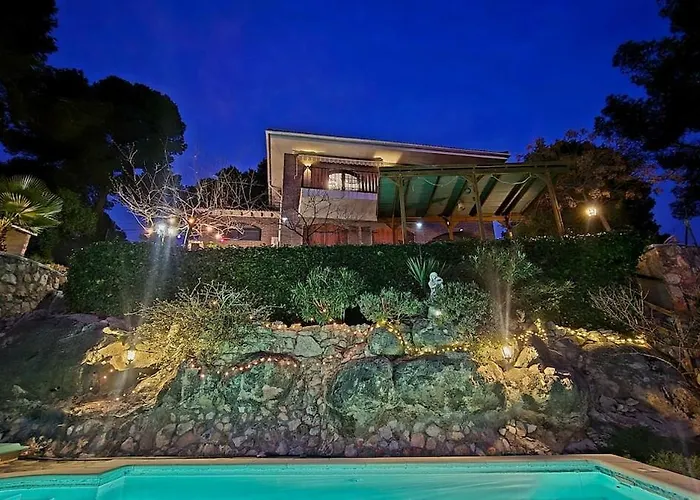 Ferienhaus Vida Daurada, Sunny Oasis With Private Pool Vespellá